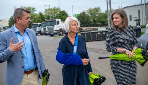 Államtitkári látogatáson mutatta be szemléletformáló tevékenységét a Mirehu